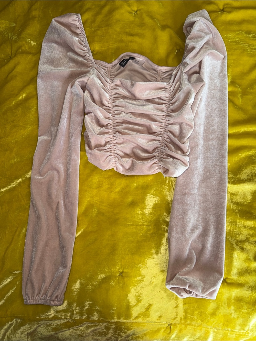 H&M Light Pink Ruched Velvet Long-Sleeve Crop Top